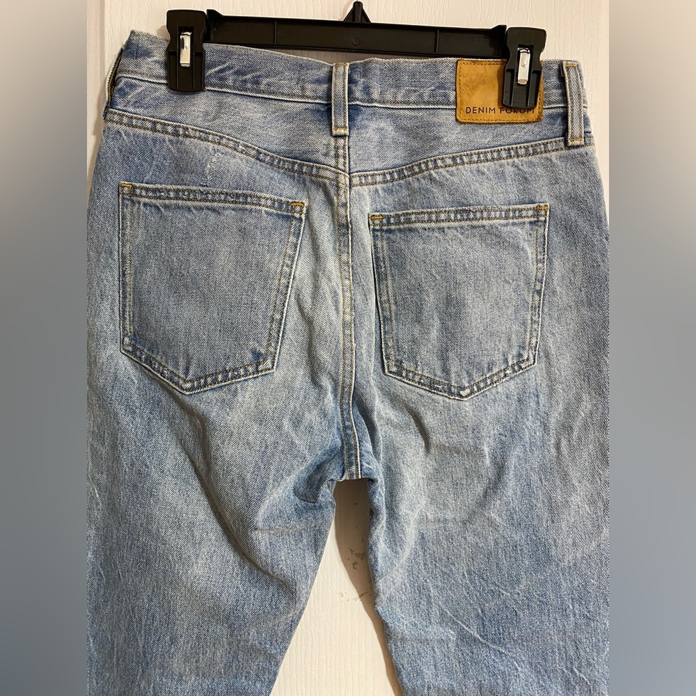 Aritzia Denim Forum Ex Boyfriend High Waist Button-fly Distressed Jeans Size 26 - Picture 7 of 11
